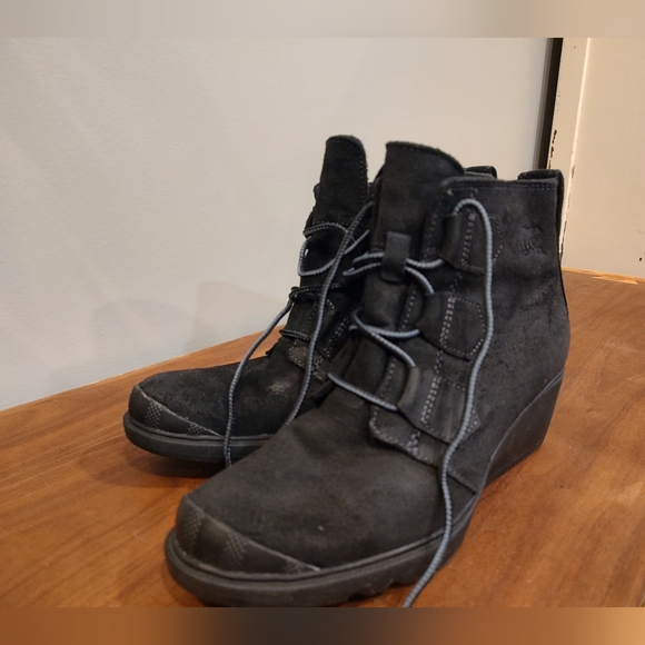 Sorel wedge lace up booties - Picture 3 of 12
